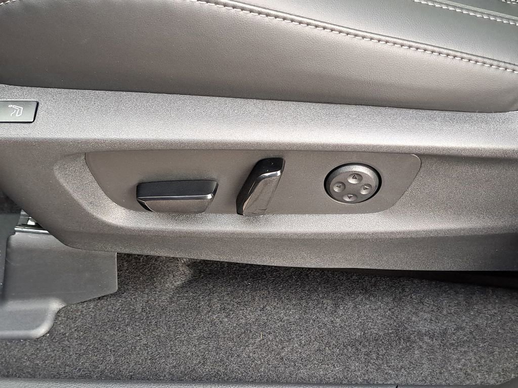 New 2026 INFINITI QX60 Autograph w/ Dark Cargo Package image 14