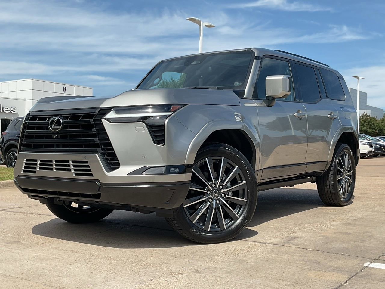 Used 2024 Lexus GX 550 w/ Accessory Package (Z1) AWD/4WD image 2