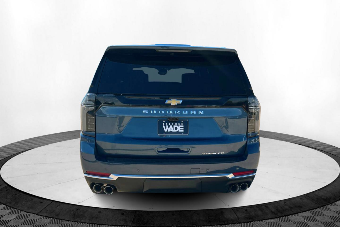 New 2026 Chevrolet Suburban Premier image 5