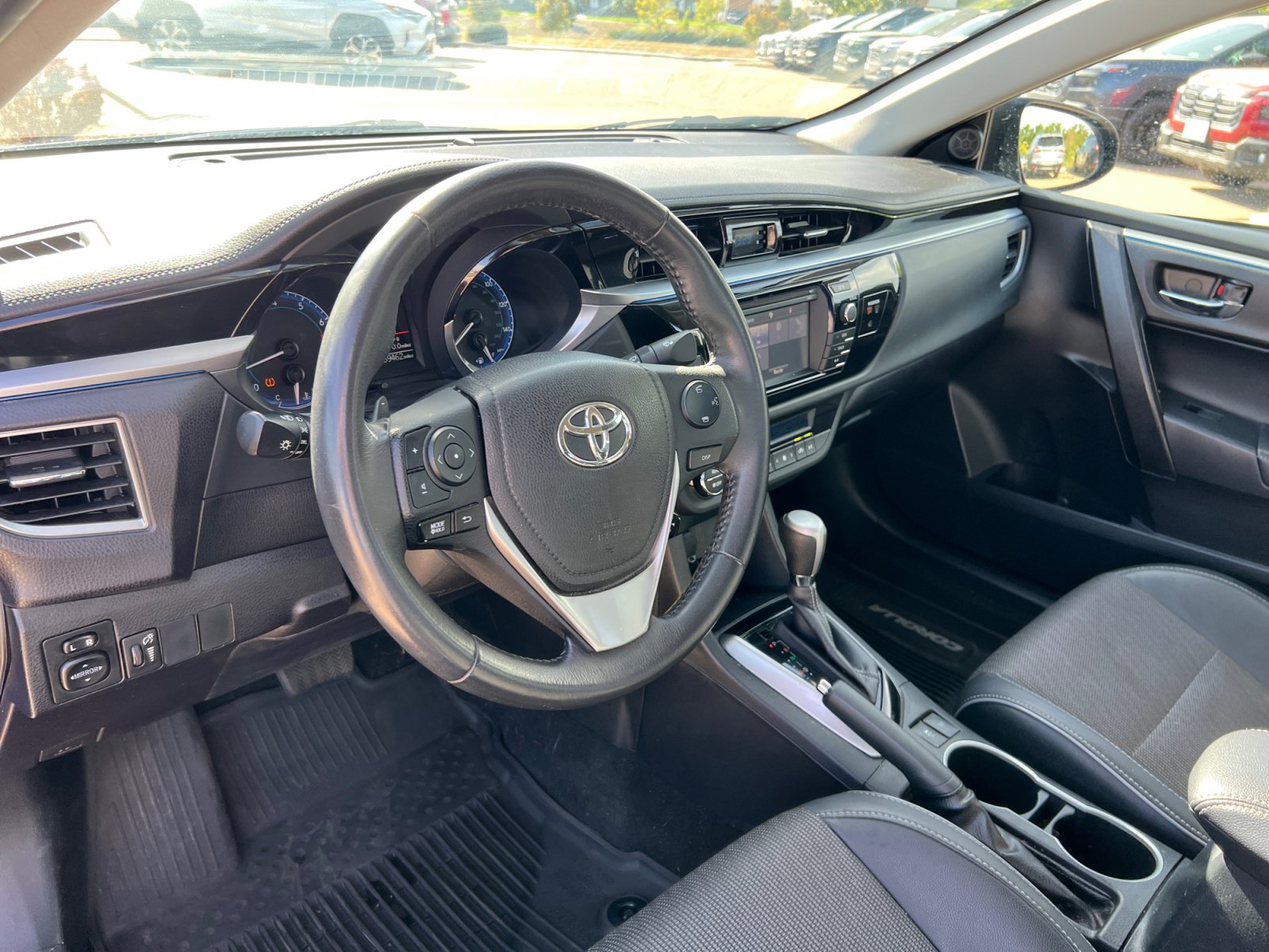 Used 2016 Toyota Corolla S FWD image 13