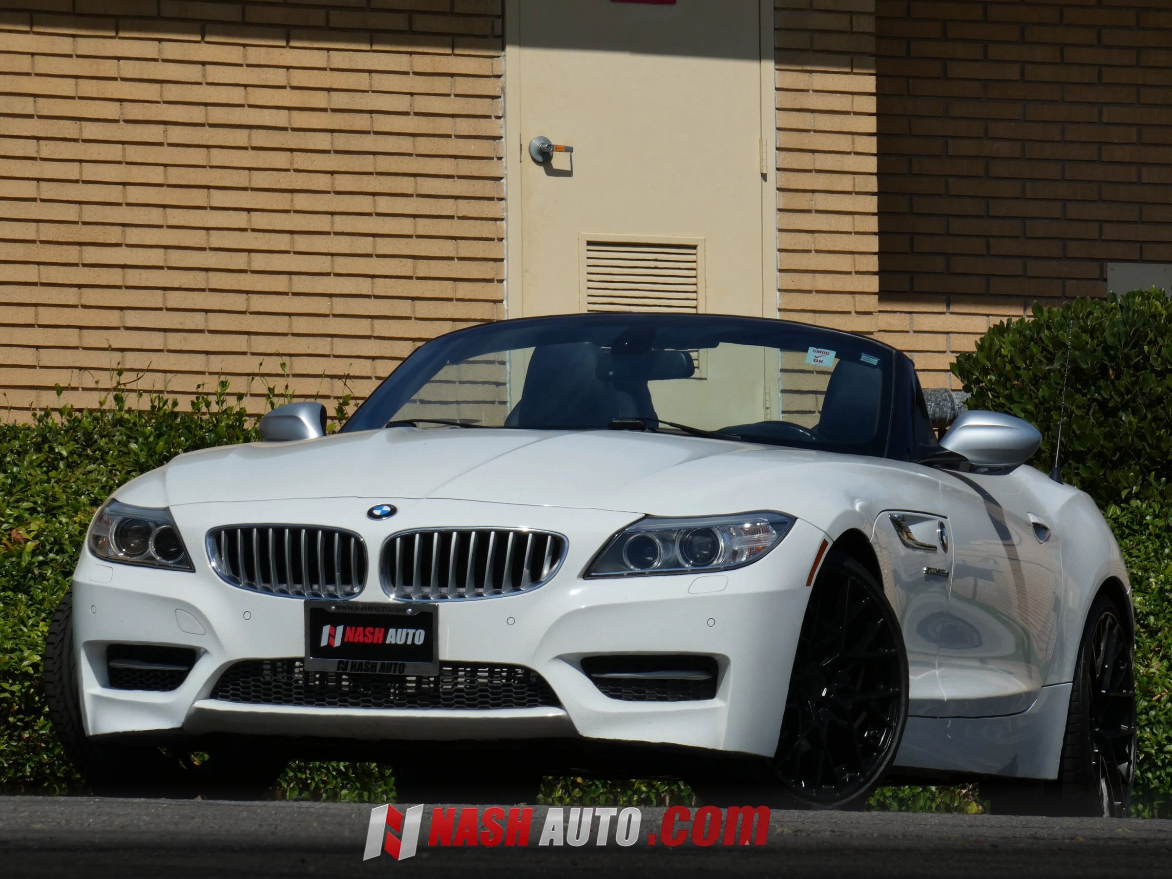 Used 2015 BMW Z4 sDrive35is RWD image 2