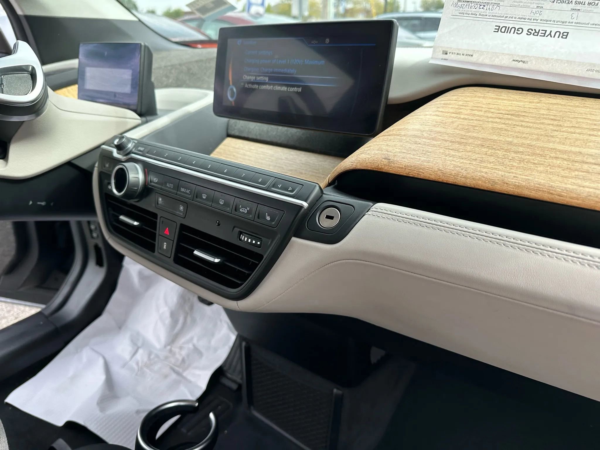 Used 2014 BMW i3 image 28