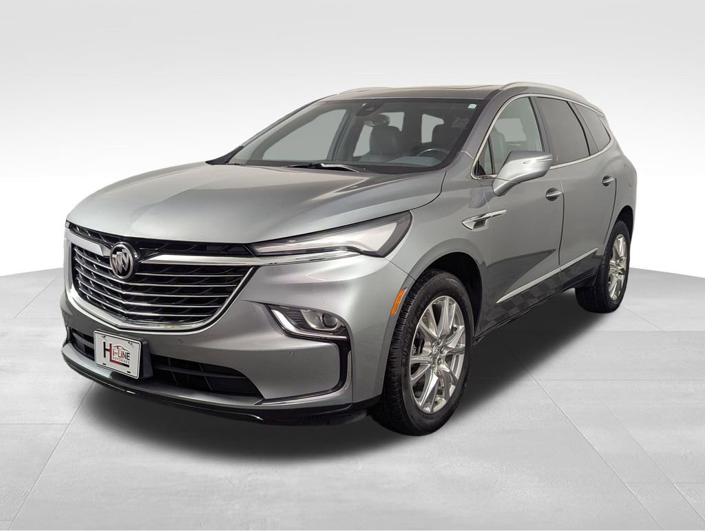 Used 2023 Buick Enclave Essence w/ Experience Buick Package FWD image 2