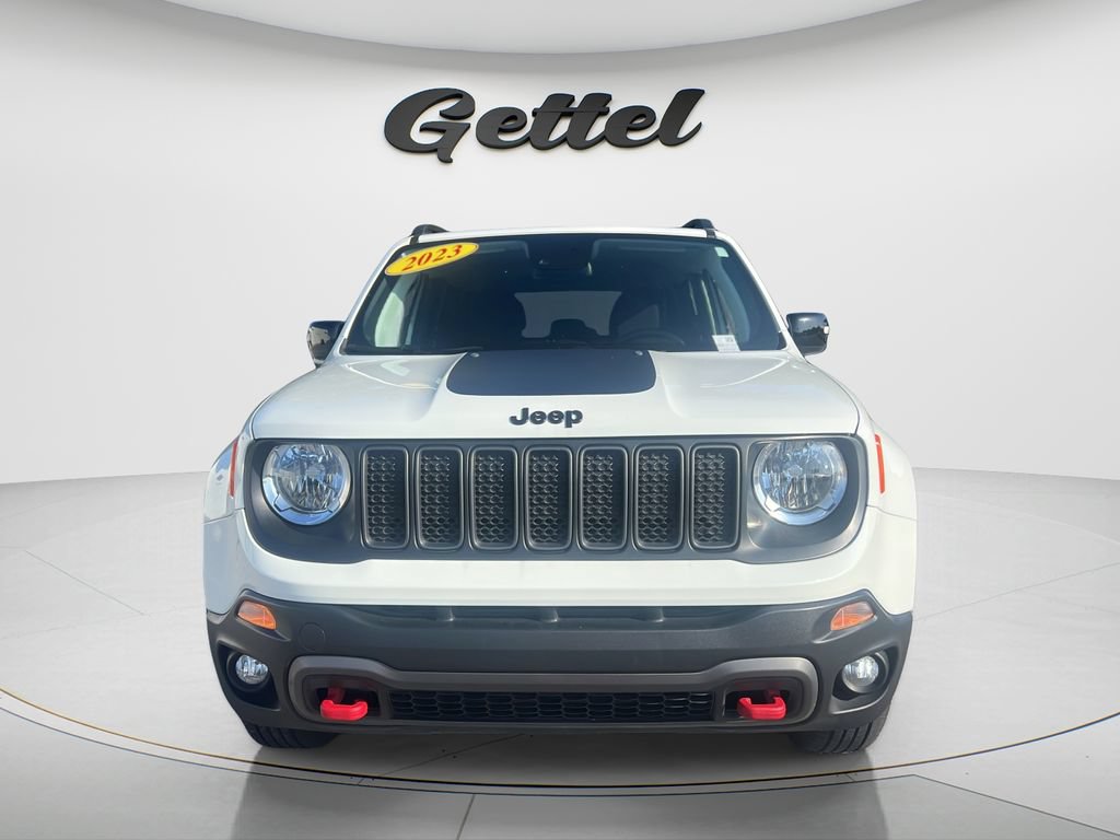 Used 2023 Jeep Renegade Trailhawk AWD/4WD image 2