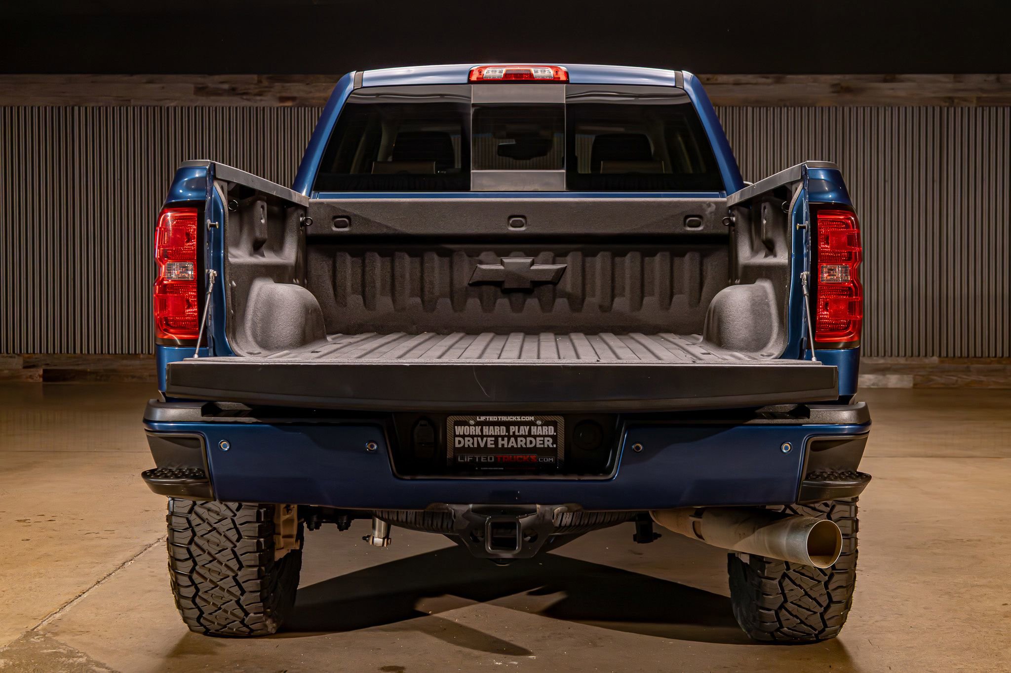 Used 2016 Chevrolet Silverado 2500 High Country w/ Duramax Plus Package image 9