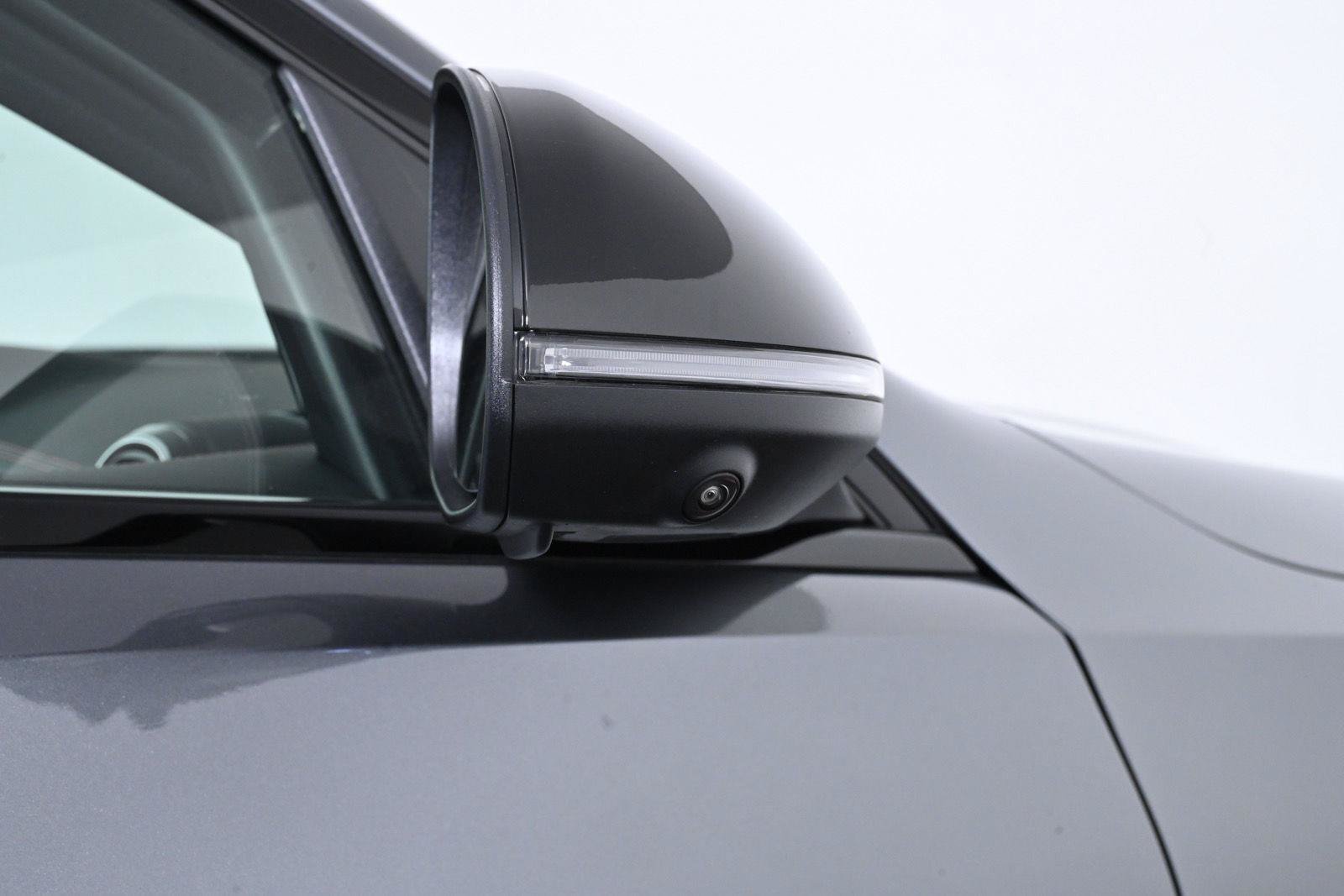 Used 2024 Mercedes-Benz C 300 4MATIC Sedan image 9