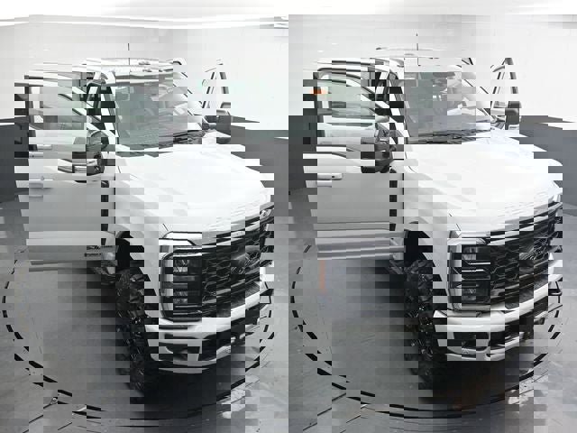 New 2026 Ford F250 Lariat w/ Black Appearance Package image 37