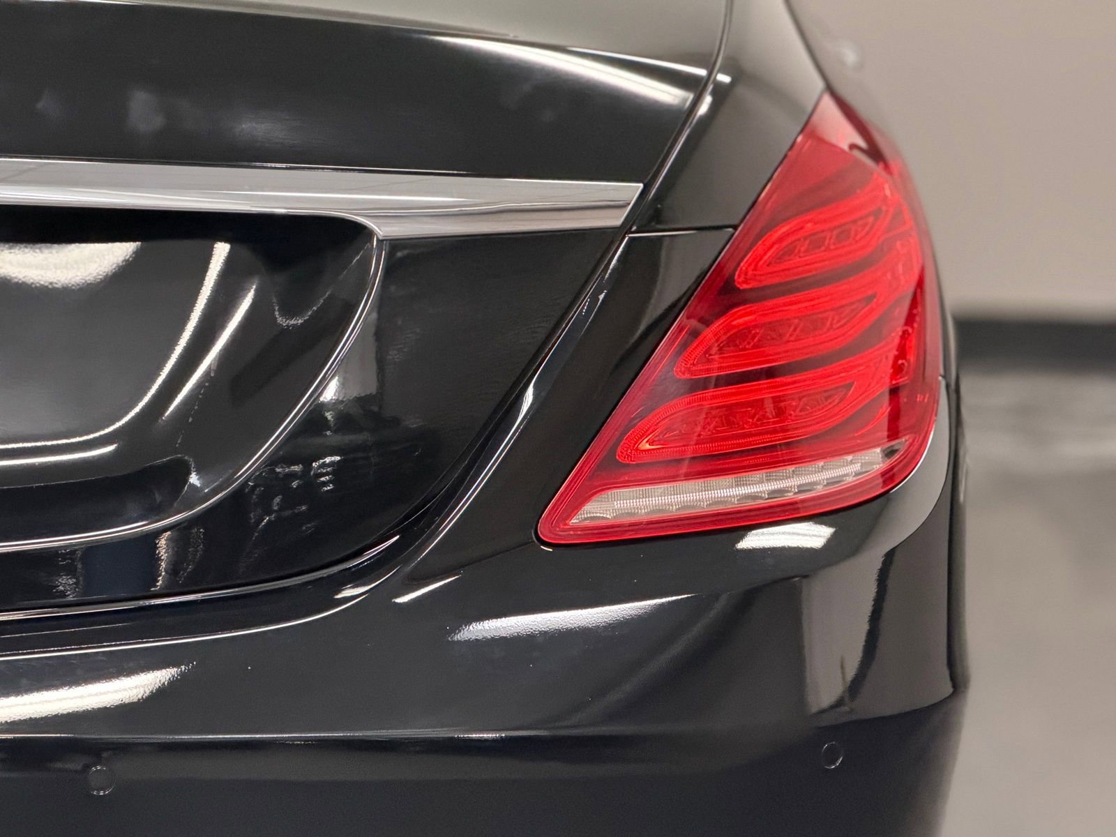 Used 2015 Mercedes-Benz S 550 Sedan image 15
