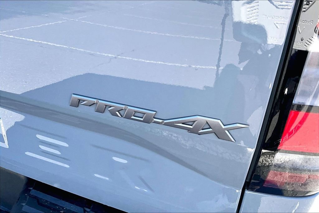 Used 2023 Nissan Frontier PRO-4X w/ Technology Package image 25