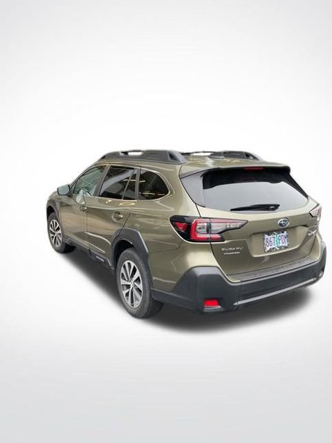 Used 2023 Subaru Outback Premium image 5