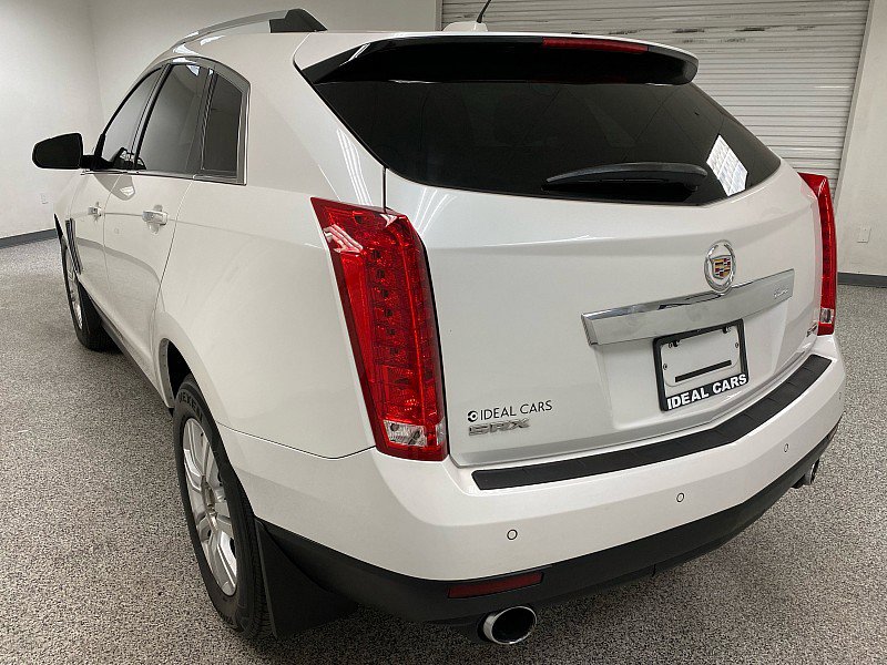 Used 2016 Cadillac SRX Luxury w/ Driver Awareness Package image 7