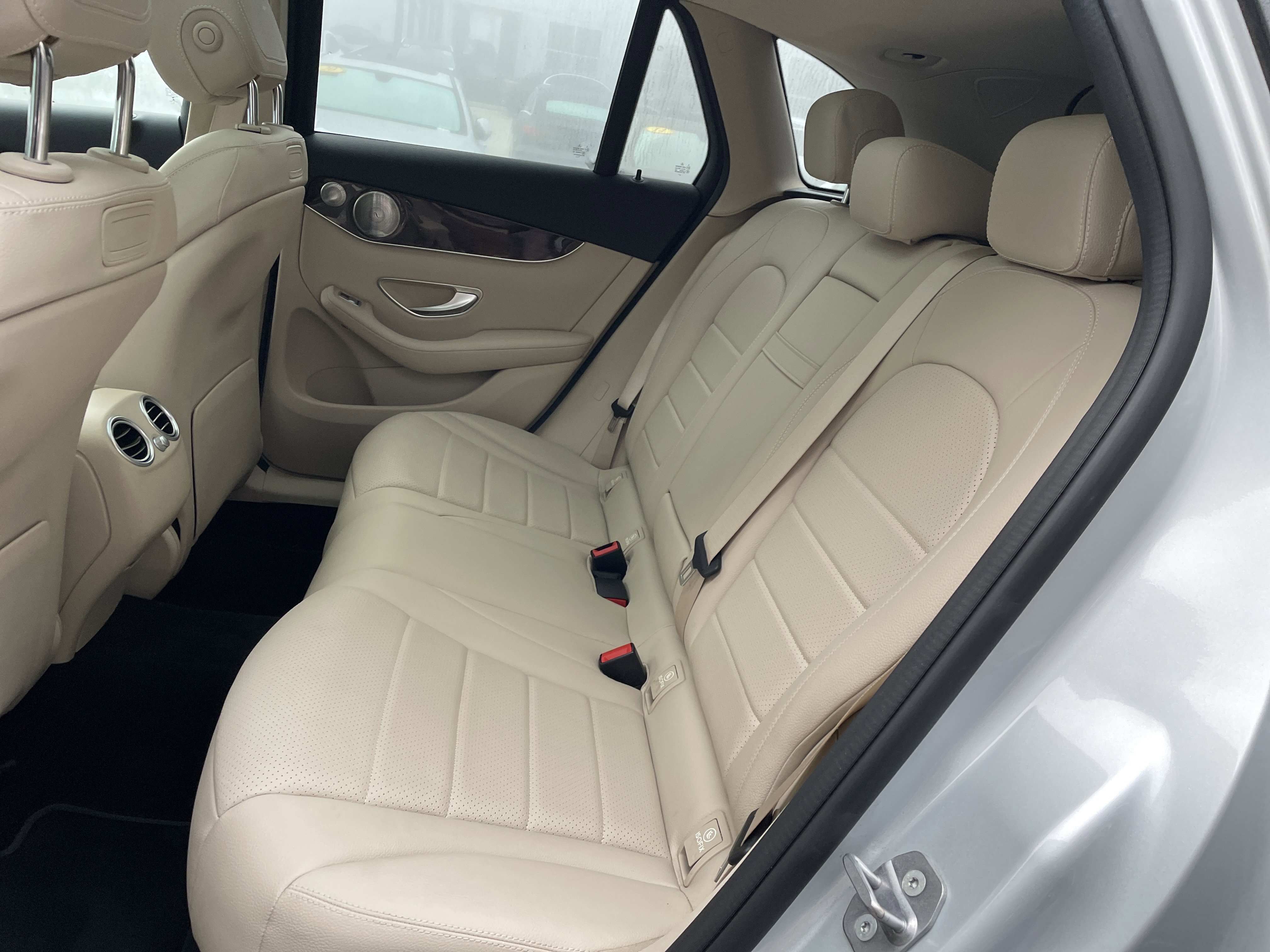Used 2019 Mercedes-Benz GLC 300 image 41