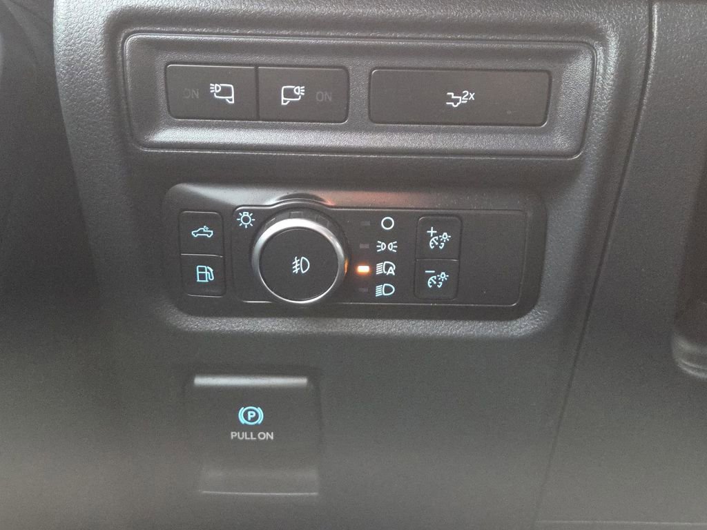 Used 2022 Ford F150 XLT w/ Equipment Group 302A High image 29