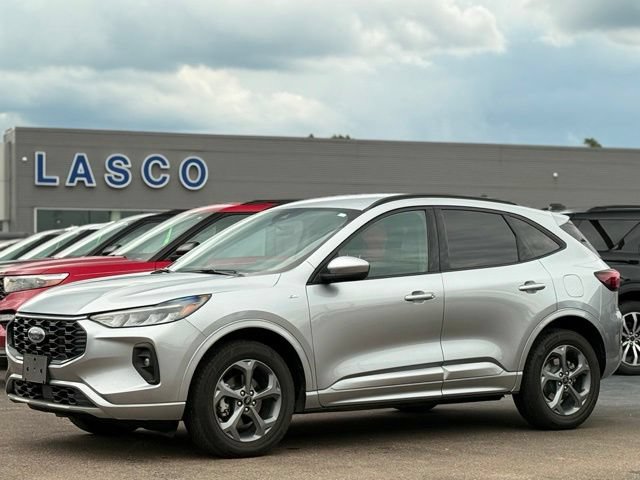 Certified 2023 Ford Escape ST-Line Select w/ Tech Pack #1 AWD/4WD video 1