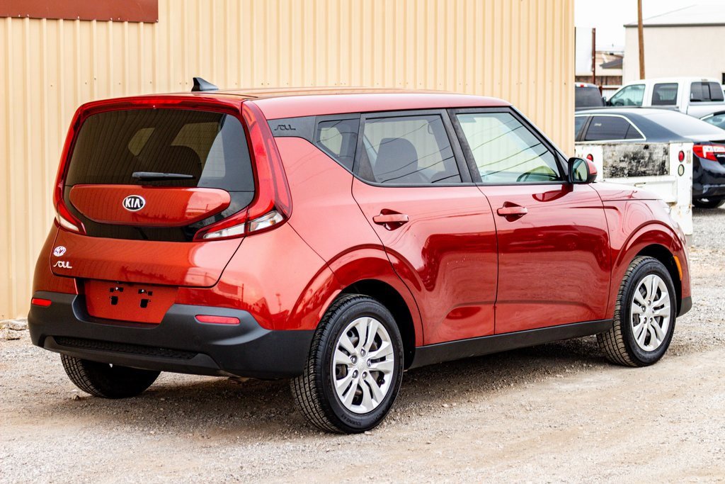 Used 2020 Kia Soul LX image 3