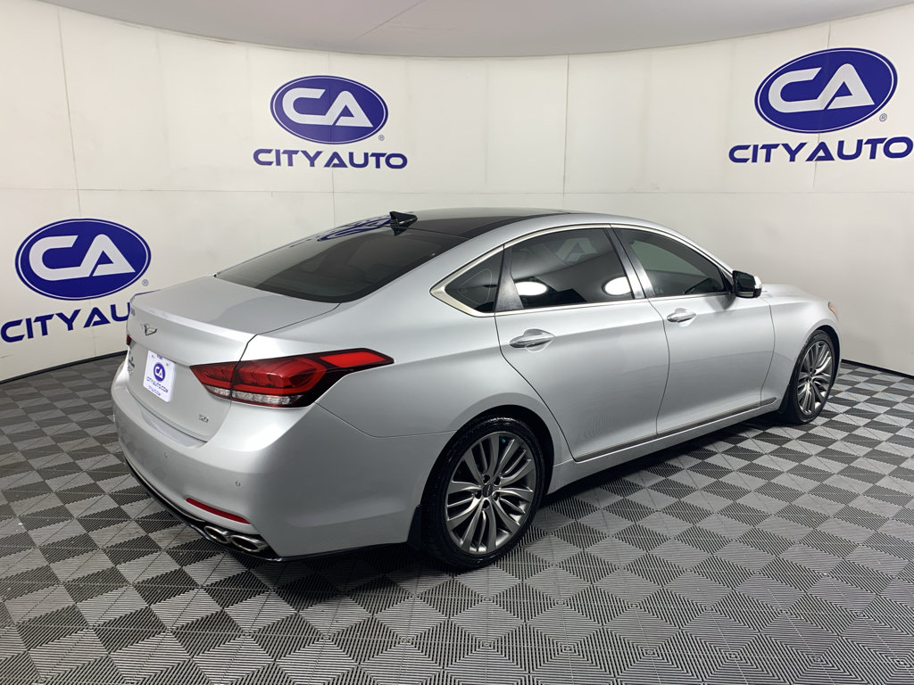 Used 2019 Genesis G80 5.0 Ultimate RWD image 3