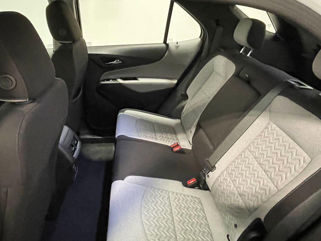 Used 2024 Chevrolet Equinox LS FWD image 21