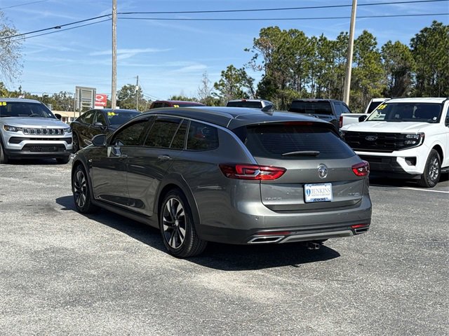 Used 2018 Buick Regal Essence w/ Driver Confidence Package #1 image 9