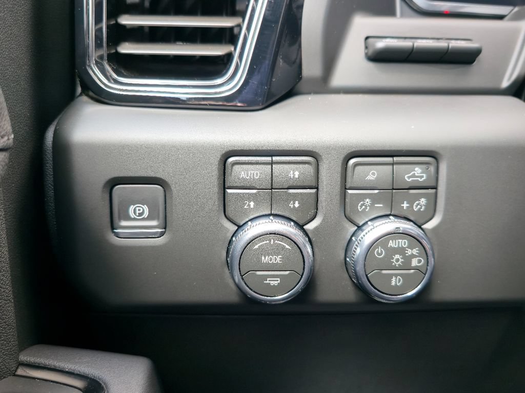 Certified 2026 GMC Sierra 2500 AT4 w/ AT4 Premium Plus Package AWD/4WD image 19