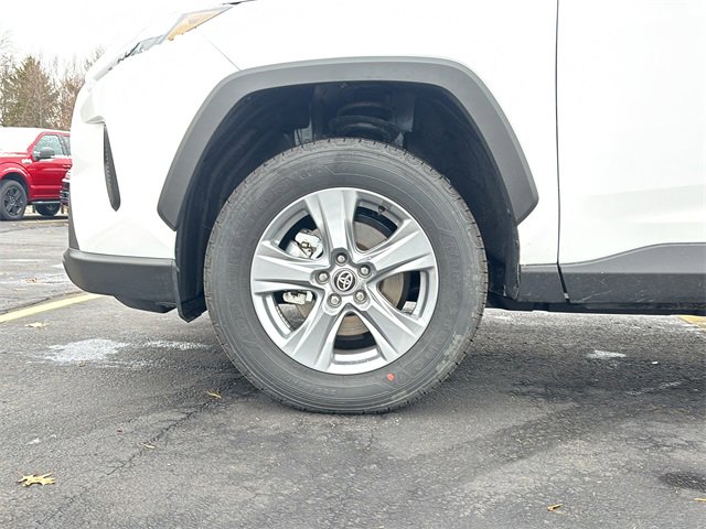 Certified 2025 Toyota RAV4 LE image 27