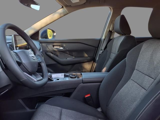 New 2026 Nissan Rogue SV image 5
