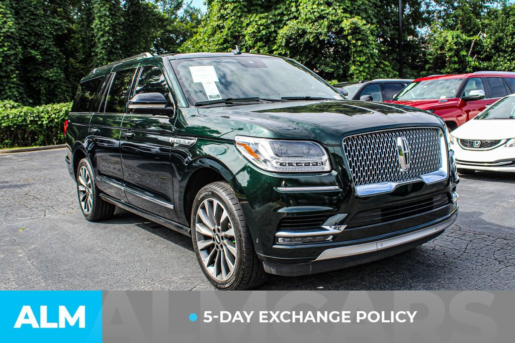 Used 2021 Lincoln Navigator L Reserve w/ Luxury Package AWD/4WD image 4