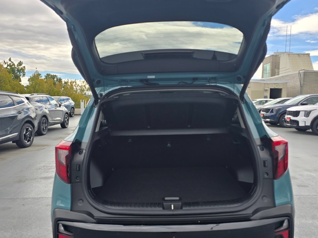 Certified 2026 Kia Seltos EX AWD/4WD image 15