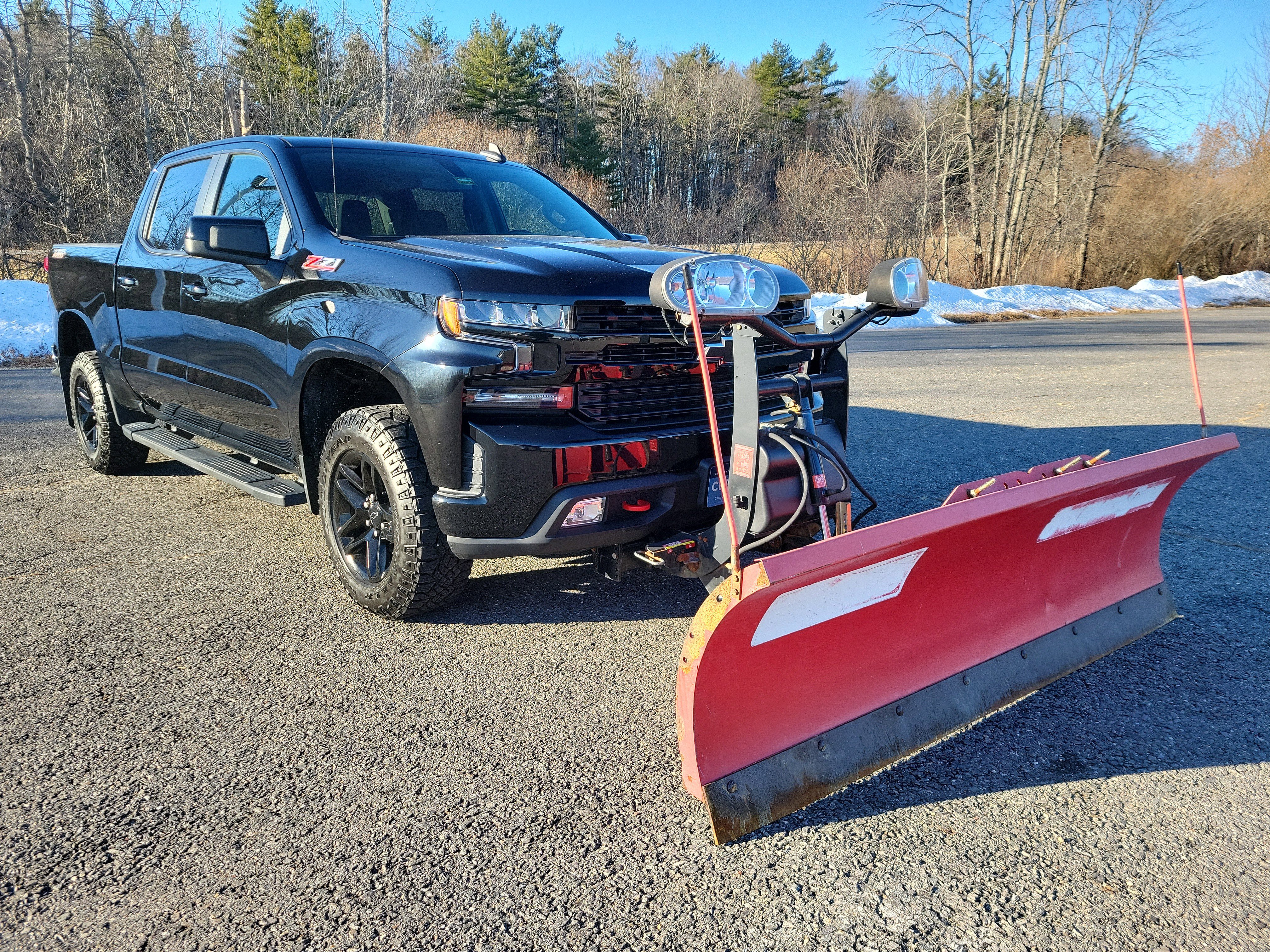 Used 2022 Chevrolet Silverado 1500 LT Trail Boss image 3