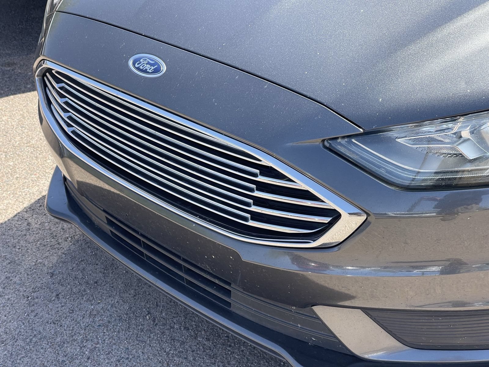 Used 2018 Ford Fusion SE FWD image 11