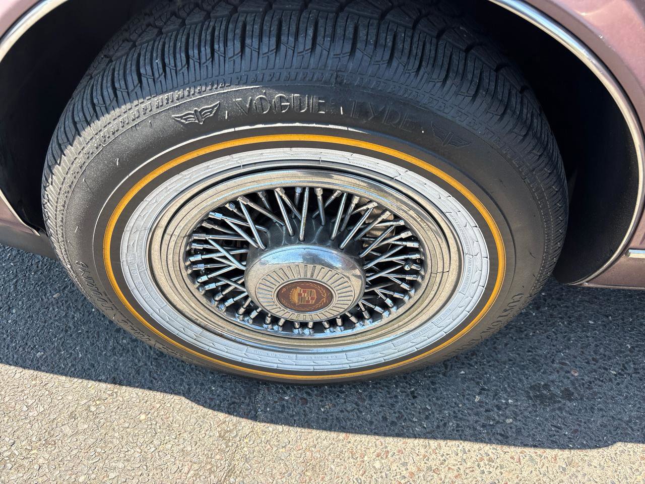 Used 1987 Cadillac Seville FWD image 13