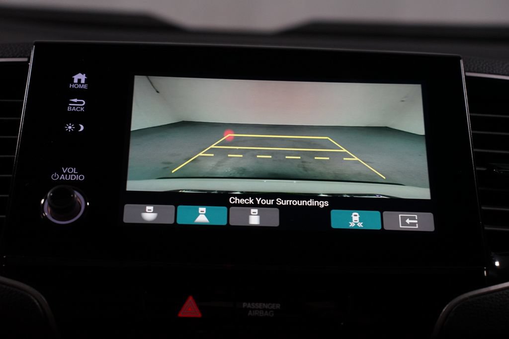Used 2024 Honda Passport Black Edition image 18