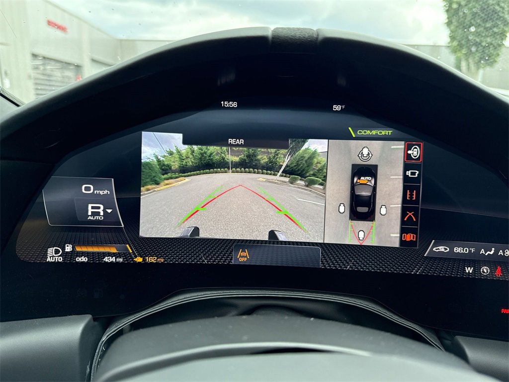 Used 2025 Ferrari Roma Spider image 17