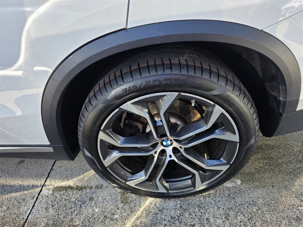 Certified 2025 BMW X5 sDrive40i w/ Premium Package image 19