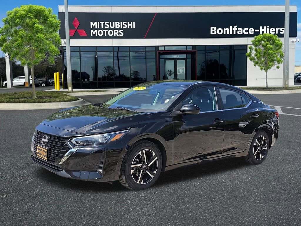 Used 2024 Nissan Sentra SV FWD image 2