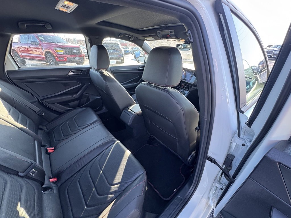 Used 2021 Volkswagen Jetta GLI Autobahn image 15