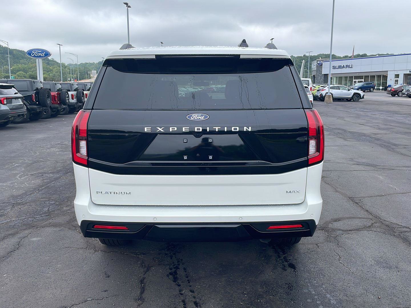 New 2027 Ford Expedition Max Platinum w/ Driver's Package AWD/4WD image 4