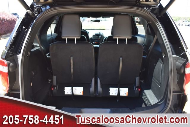 Used 2018 Ford Explorer XLT w/ Equipment Group 202A FWD image 10