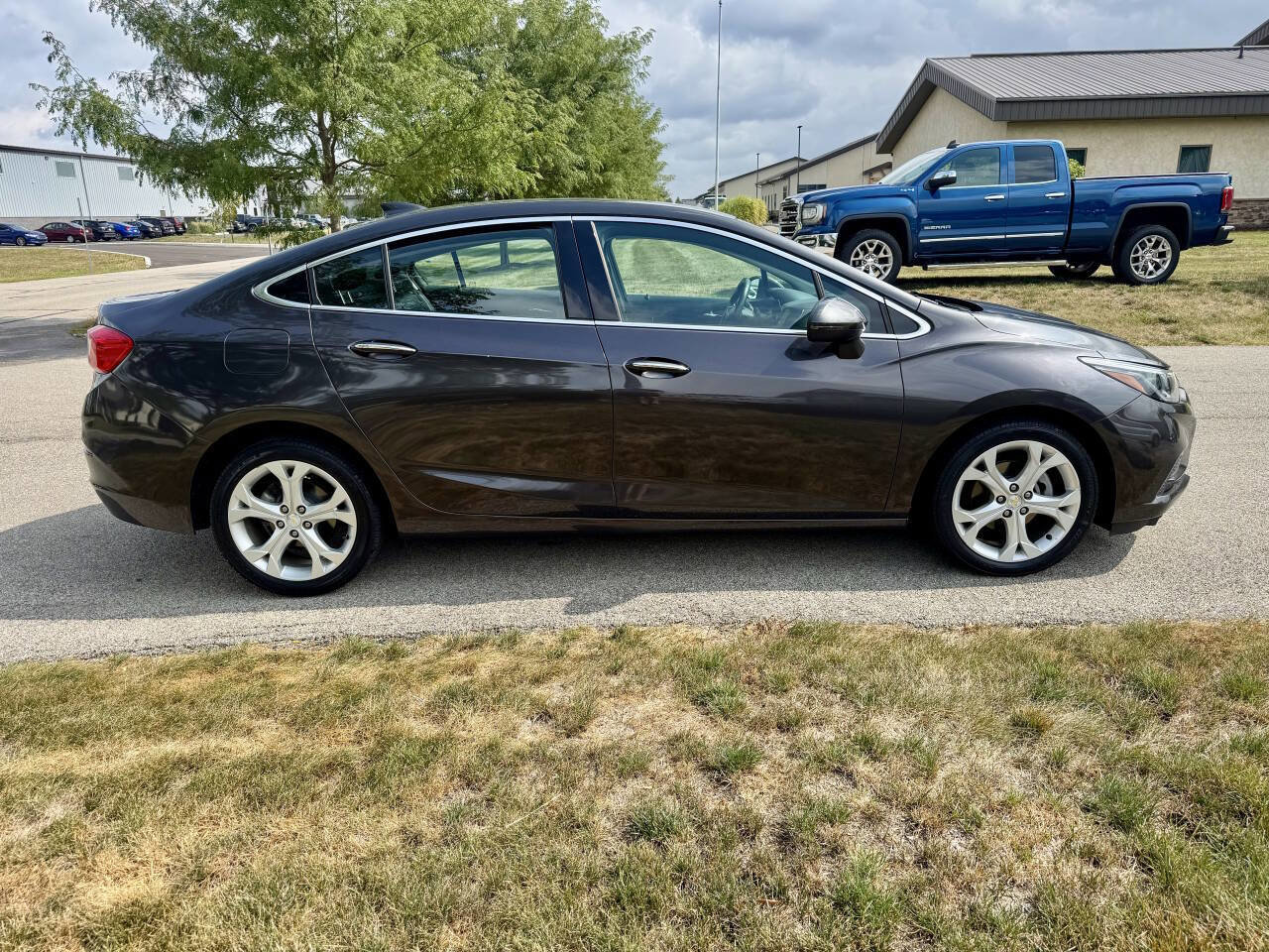 Used 2016 Chevrolet Cruze Premier w/ Enhanced Convenience Package image 5