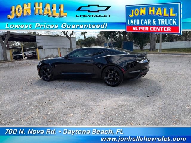 Used 2020 Chevrolet Camaro LT w/ RS Package image 6