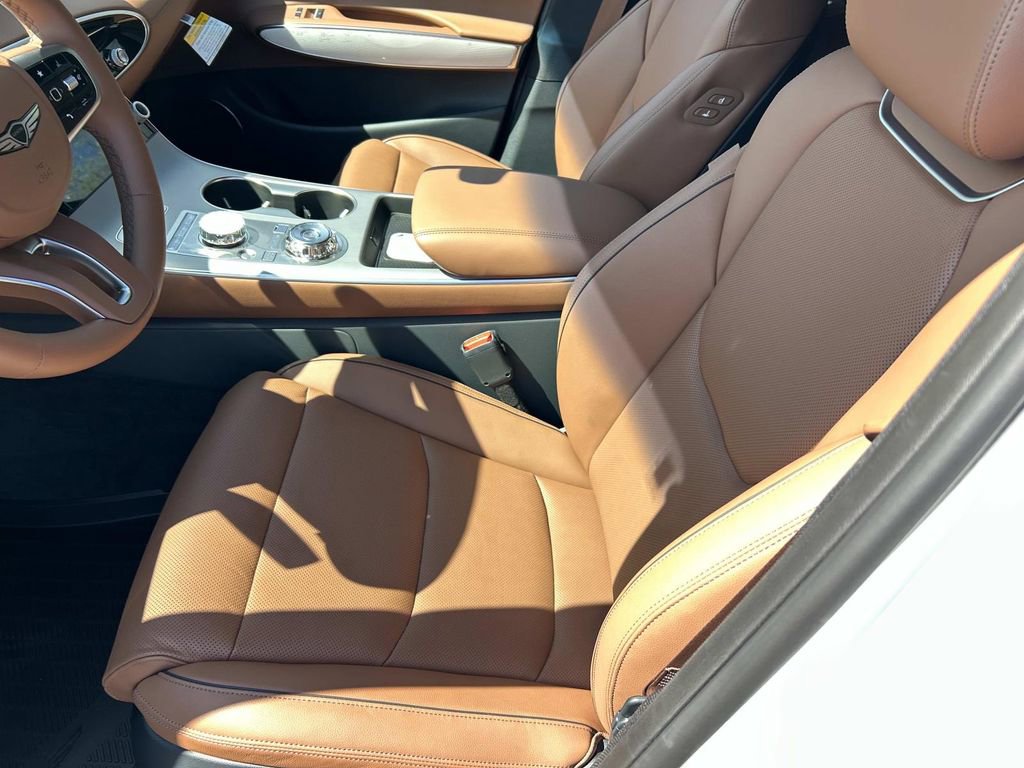 New 2026 Genesis GV70 2.5T Advanced image 15