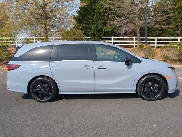 Used 2023 Honda Odyssey Sport image 3