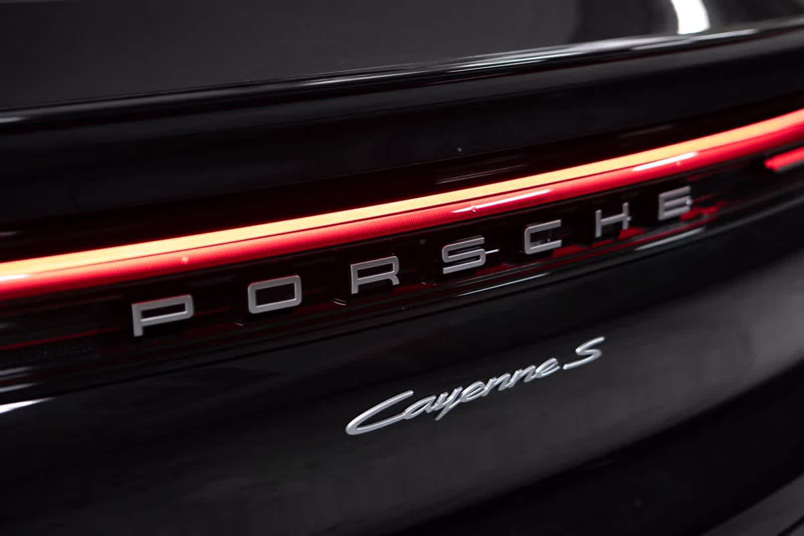 Certified 2026 Porsche Cayenne S AWD/4WD image 18