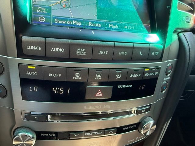 Used 2015 Lexus LX 570 4WD image 39