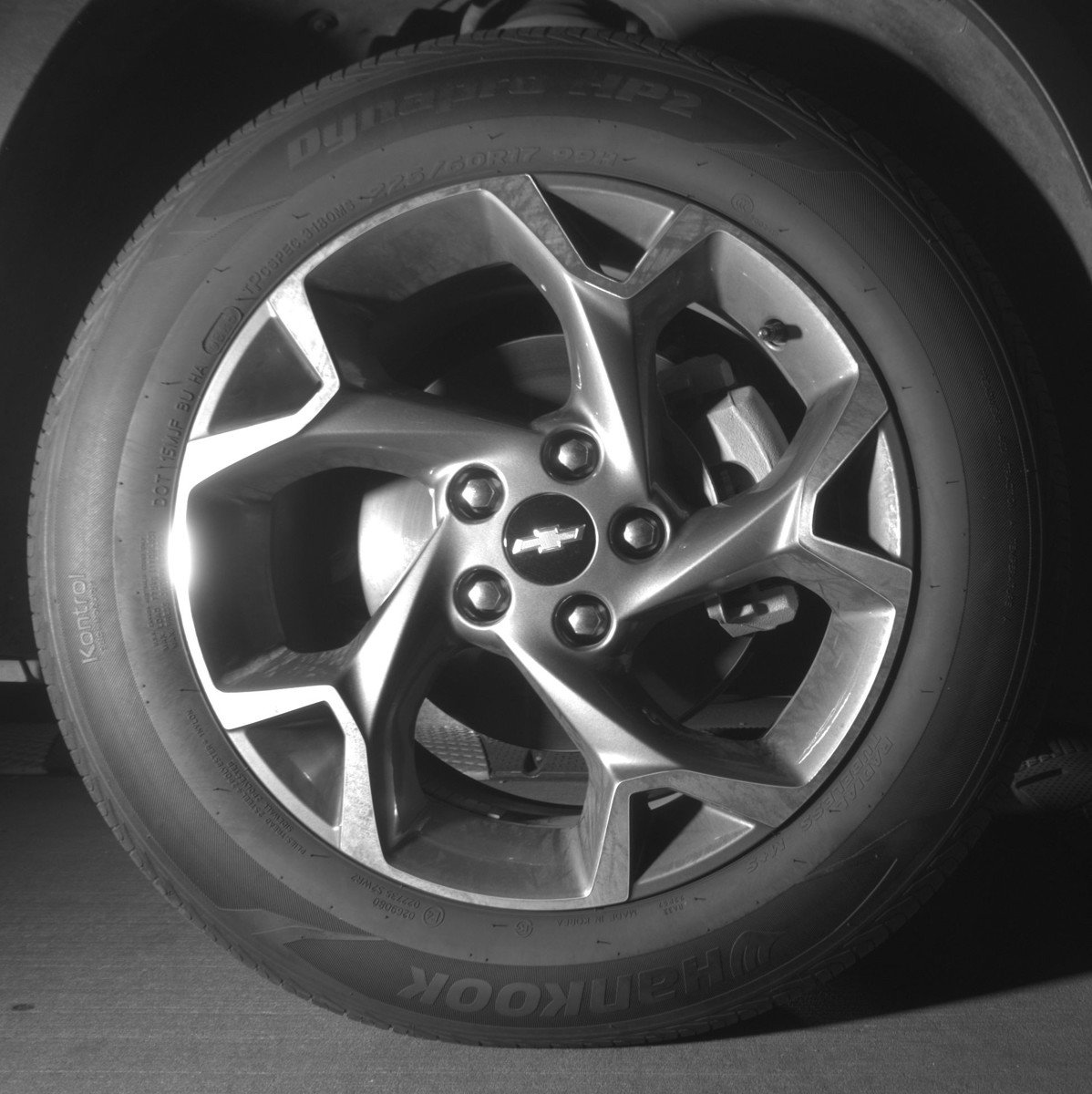 Used 2025 Chevrolet Trax LT FWD image 12
