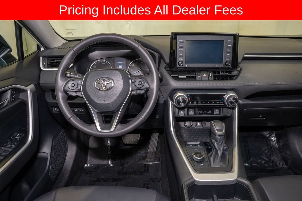 Used 2022 Toyota RAV4 XLE Premium AWD/4WD image 7