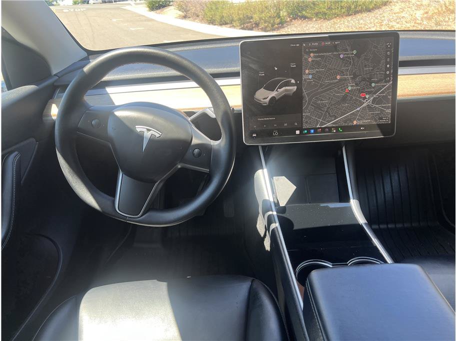 Used 2020 Tesla Model Y Long Range AWD/4WD image 16