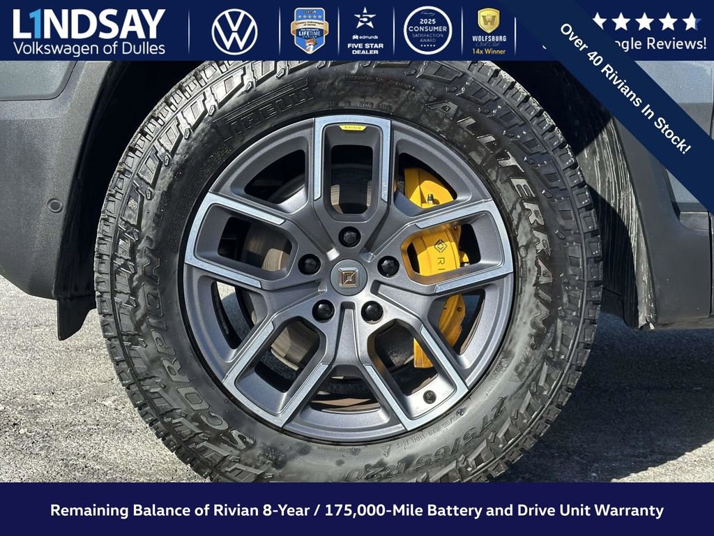 Used 2023 Rivian R1S Adventure image 8