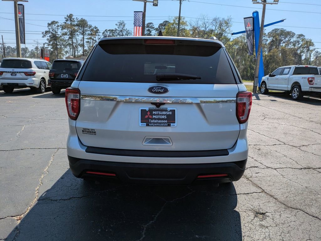 Used 2019 Ford Explorer Base image 5
