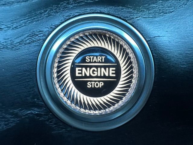 Used 2021 Mercedes-Benz E 450 4MATIC Sedan image 24