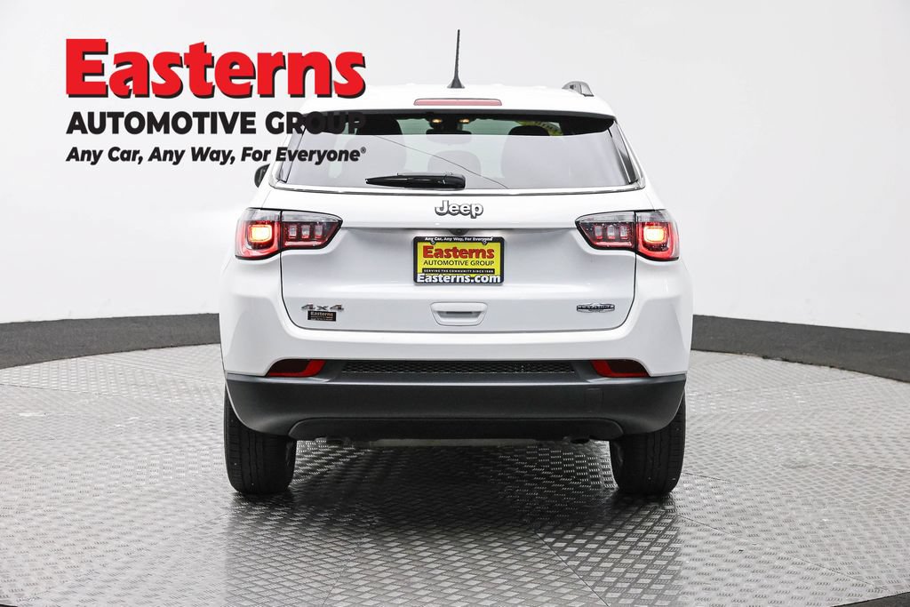 Used 2024 Jeep Compass Latitude AWD/4WD image 6